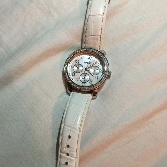 Fossil Watch - Picture 2 of 3